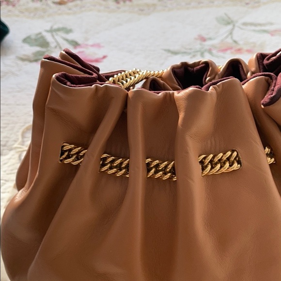 Stella Mccartney gold chain bucket bag - Picture 7 of 16
